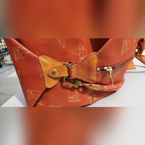 Louis Vuitton Keepall Bandoulière - American Cup Limited Edition - Picture 7 of 10